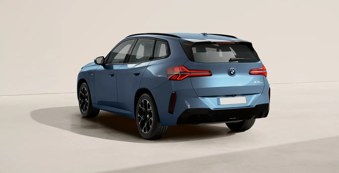 BMW X3 30e xDrive 2 BMW X3 30e xDrive trasera | Avanti Renting