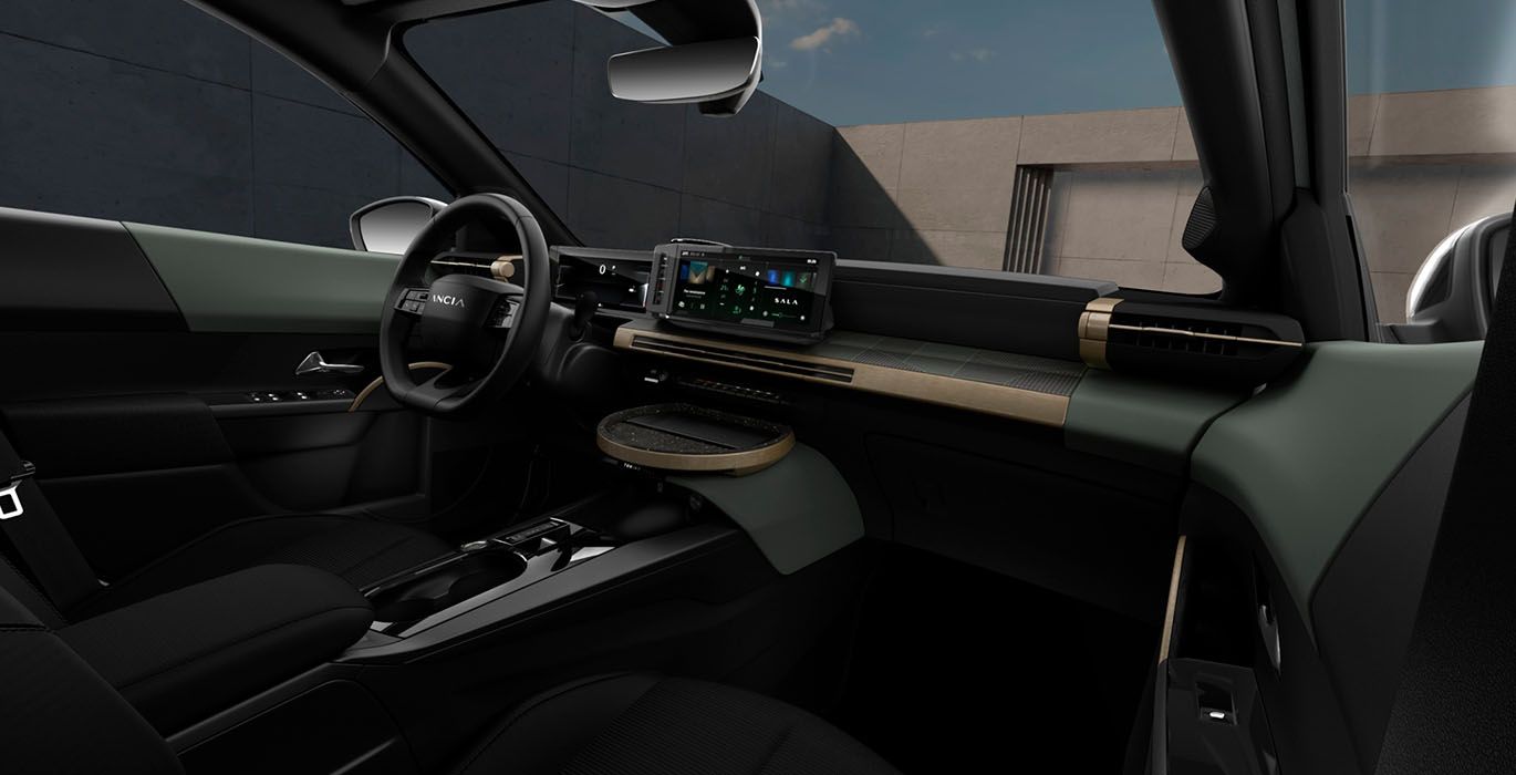 LANCIA YPSILON HYBRID 100CV (AUTOMÁTICO) 3 LANCIA YPSILON HYBRID 100CV AUTOMATICO interior delantera | Avanti Renting