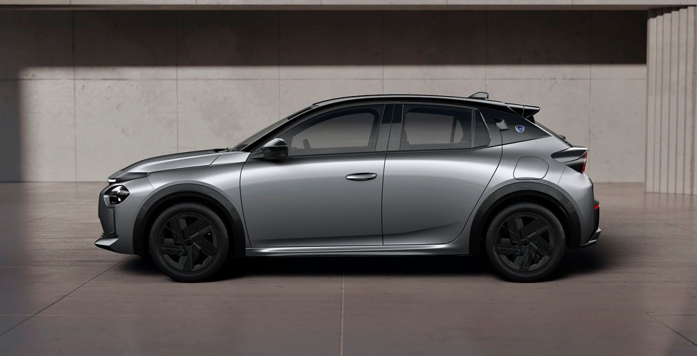 LANCIA YPSILON HYBRID 100CV (AUTOMÁTICO) 2 LANCIA YPSILON HYBRID 100CV AUTOMATICO lateral | Avanti Renting