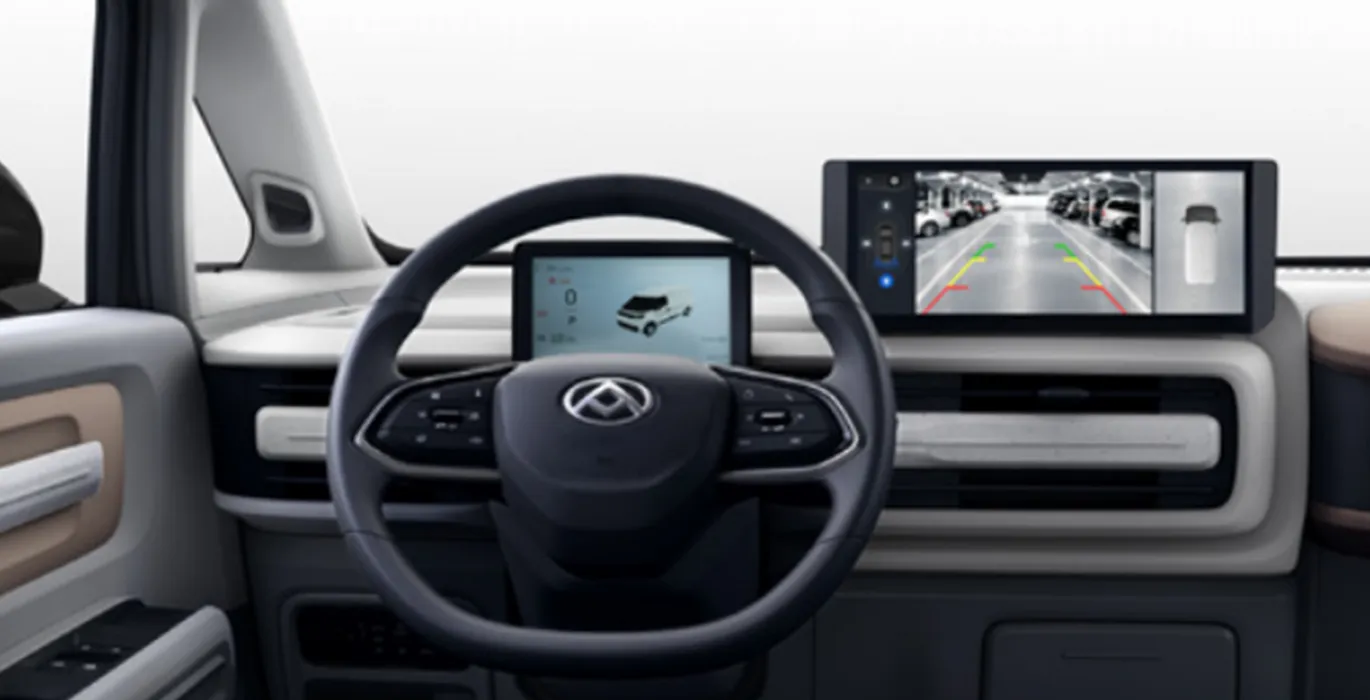 Maxus eDeliver 5 L1H1 interior delantera | Avanti Renting