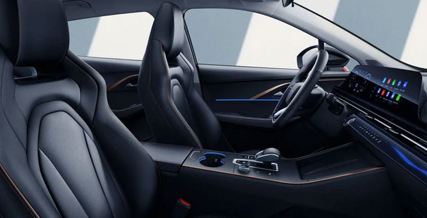 OMODA 5 1.6 Premium 145 SUV interior delantera II | Avanti Renting