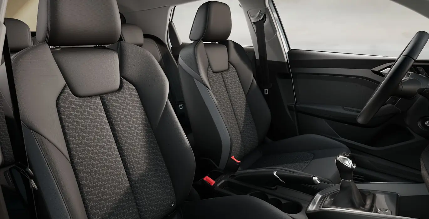 AUDI A1 Allstreet 30 TFSI II interior delantera II | Avanti Renting