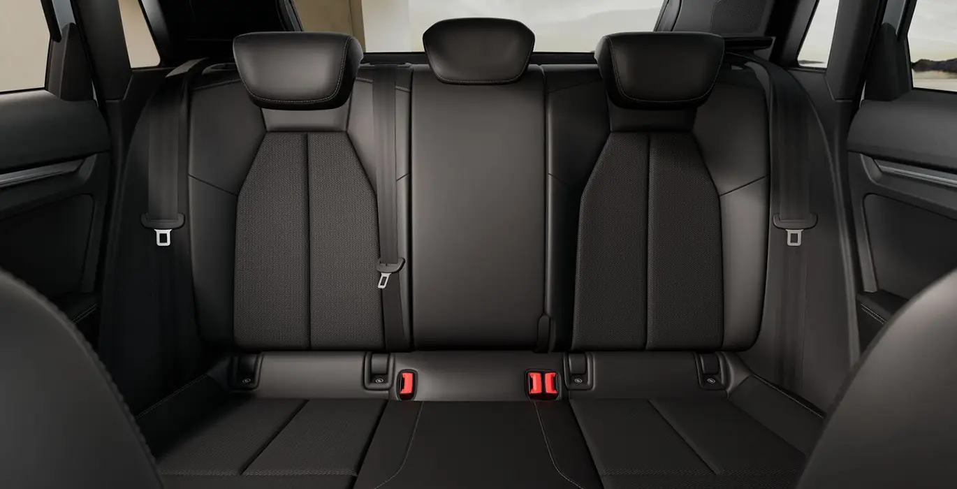 AUDI A3 Sportback S Line TFSIe 150kW S Tronic 5 AUDI A3 Sportback S Line TFSIe 150kW S Tronic interior trasera | Avanti Renting