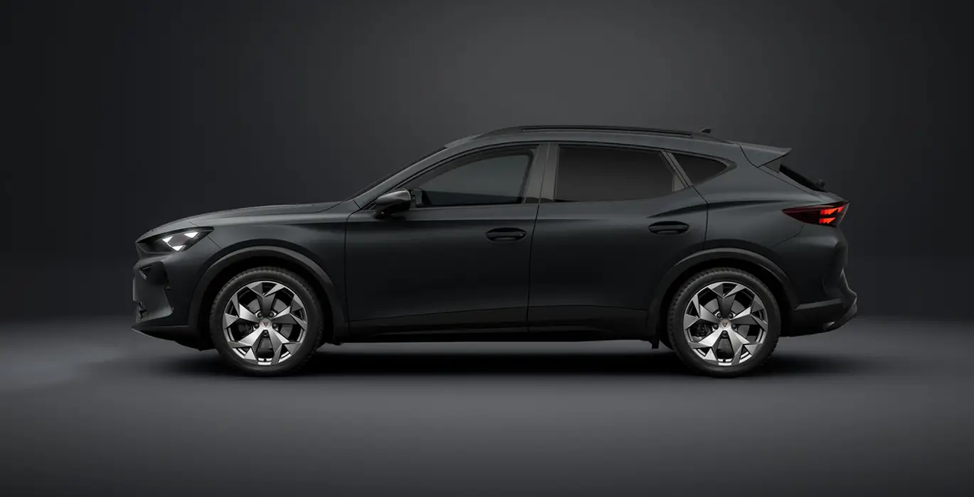 CUPRA Formentor 1.5 eTSI DSG gris lateral | Avanti Renting