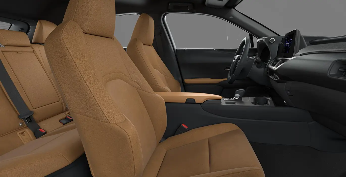 Lexus UX 300h Urban interior delantera II | Avanti Renting
