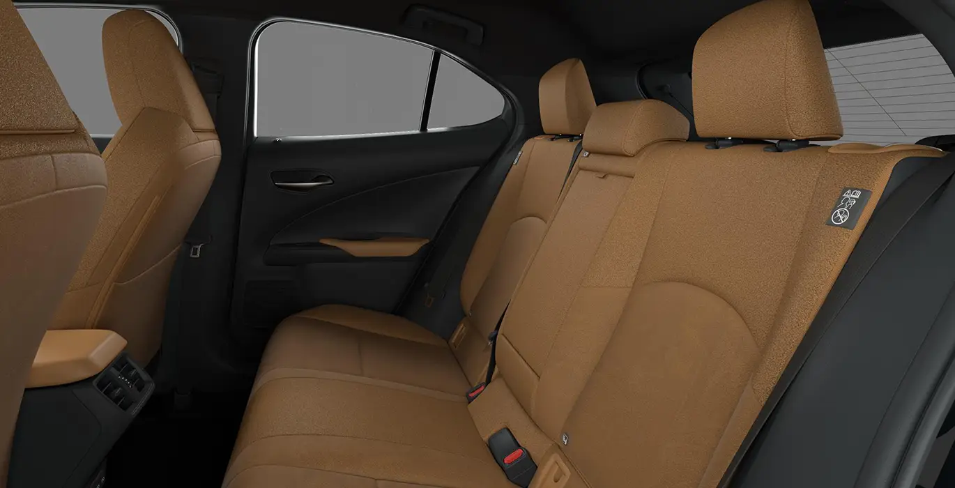 Lexus UX 300h Urban interior trasera | Avanti Renting