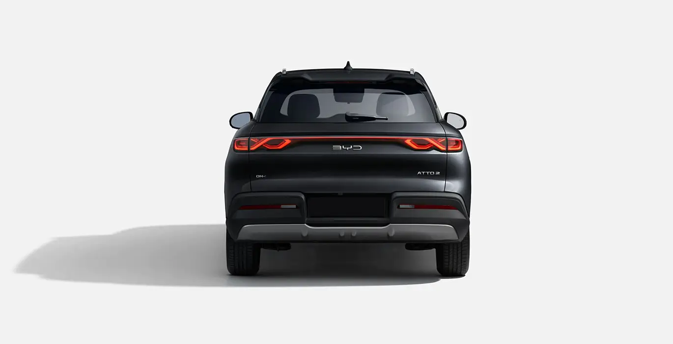 BYD ATTO 2 DM i Boost negro trasera | Avanti Renting