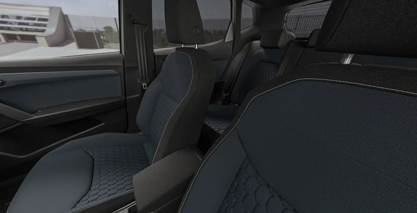 Seat Arona 1.0 TSI 85kW 115CV StartStop Style interior trasera | Avanti Renting