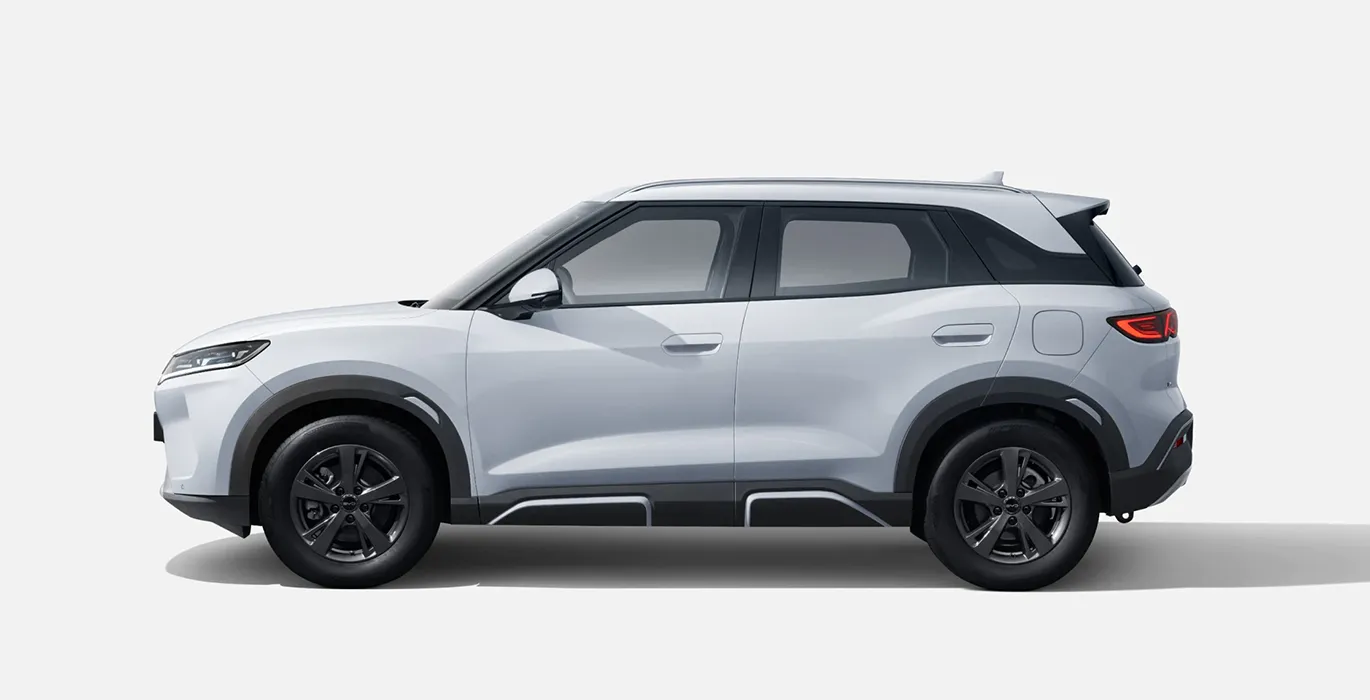 BYD ATTO 2 DM-i Active 2 BYD ATTO 2 DM i Active lateral blanco | Avanti Renting