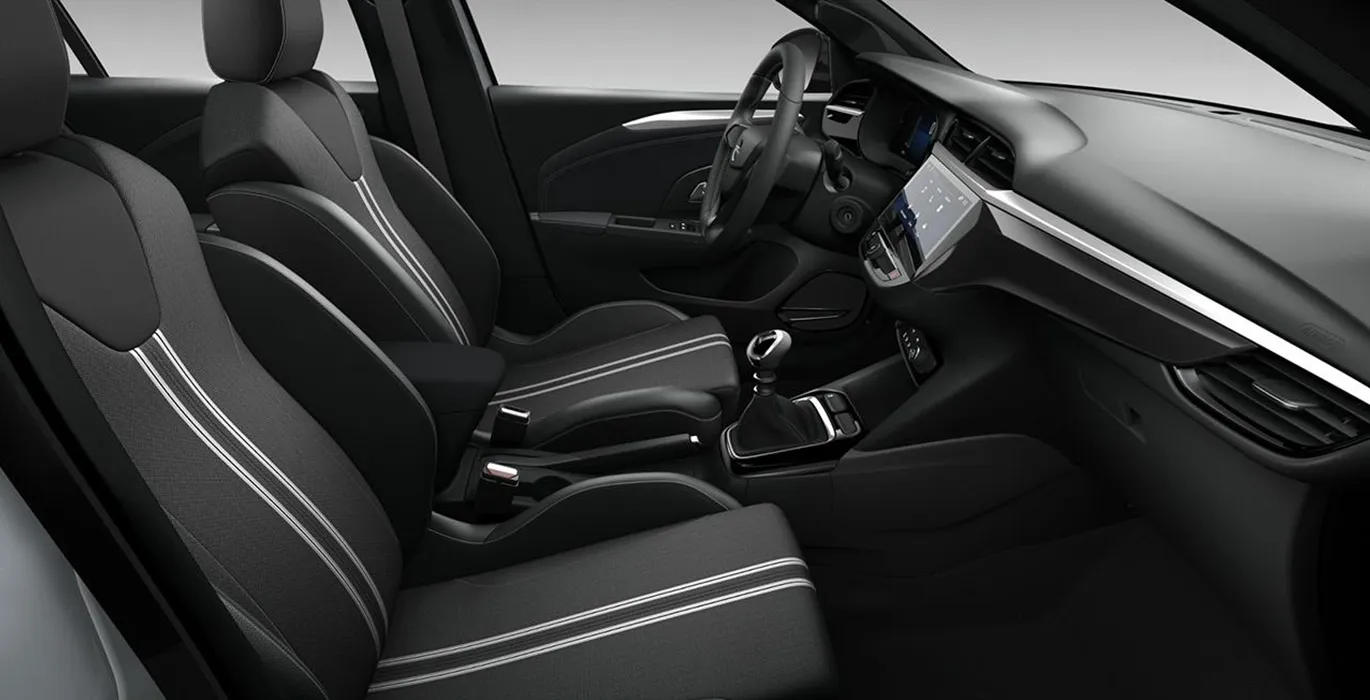 OPEL Corsa 1.2T XHL 74kW 100CV GS interior delantera II | Avanti Renting