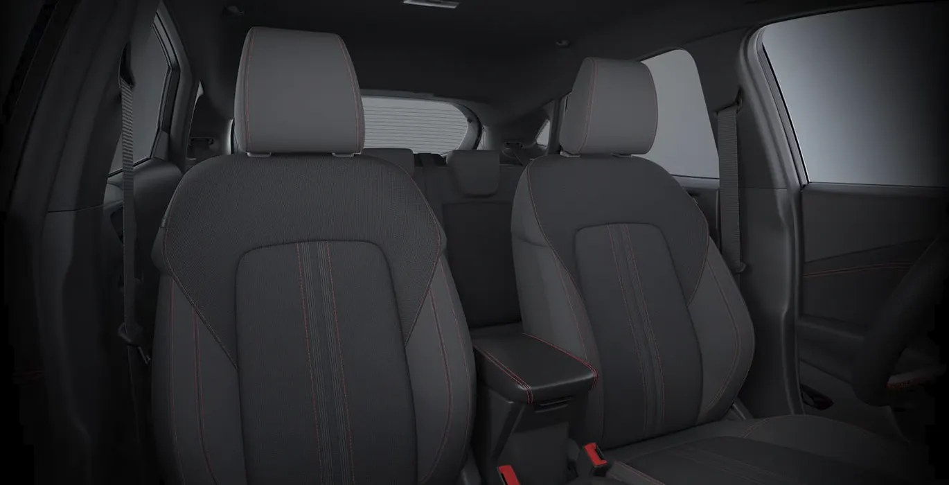 FORD Puma ST Line EcoBoost AT MHEV 125CV interior trasera | Avanti Renting