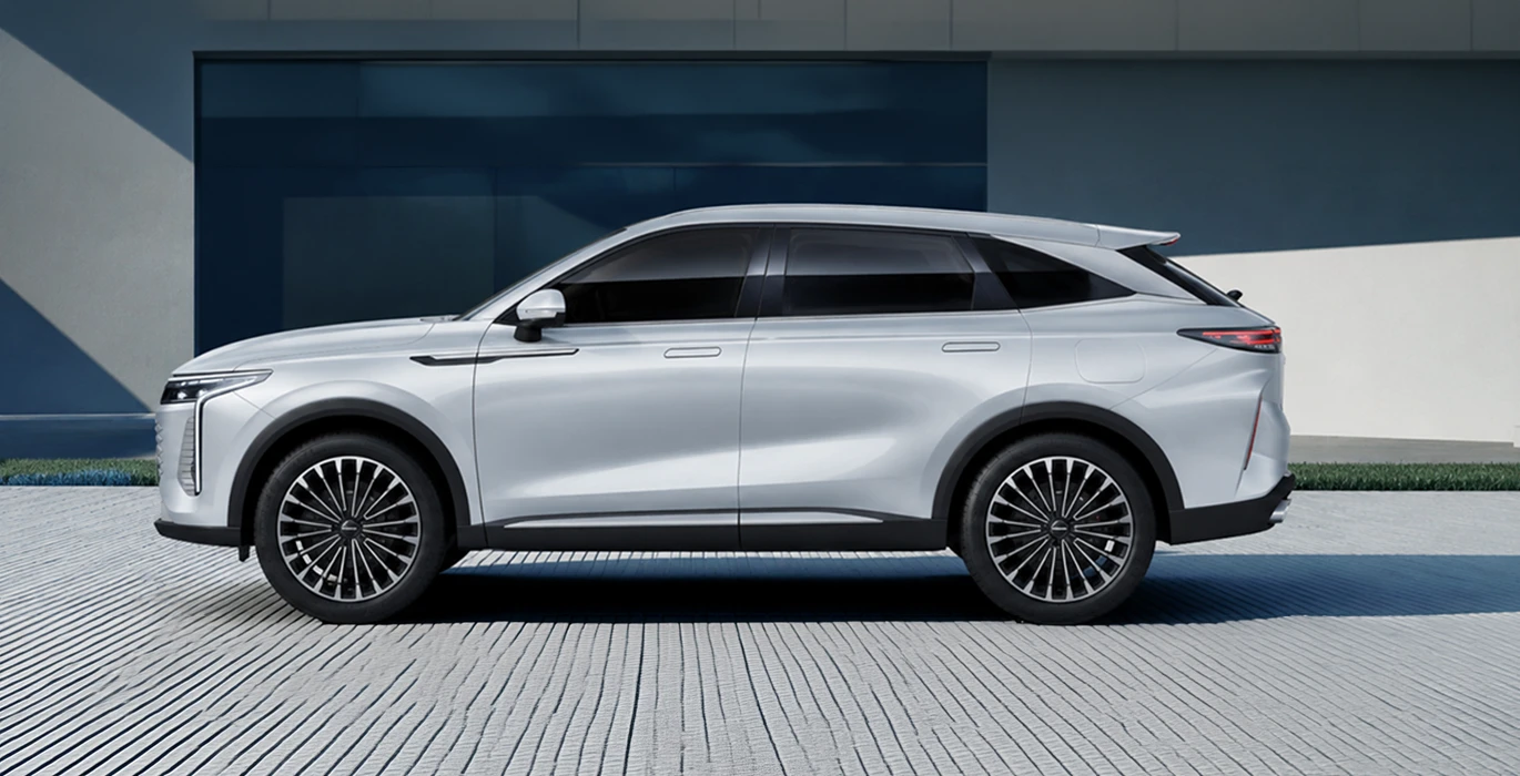 Omoda 9 SHS Premium 1.5 TGDI 3DHT 395kW 537CV AWD lateral | Avanti Renting