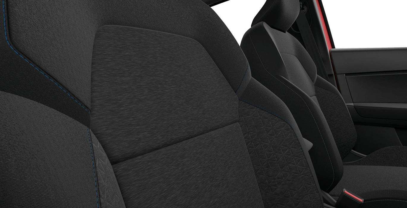 Renault Captur Evolution TCE 140cv DCE interior perfil | Avanti Renting