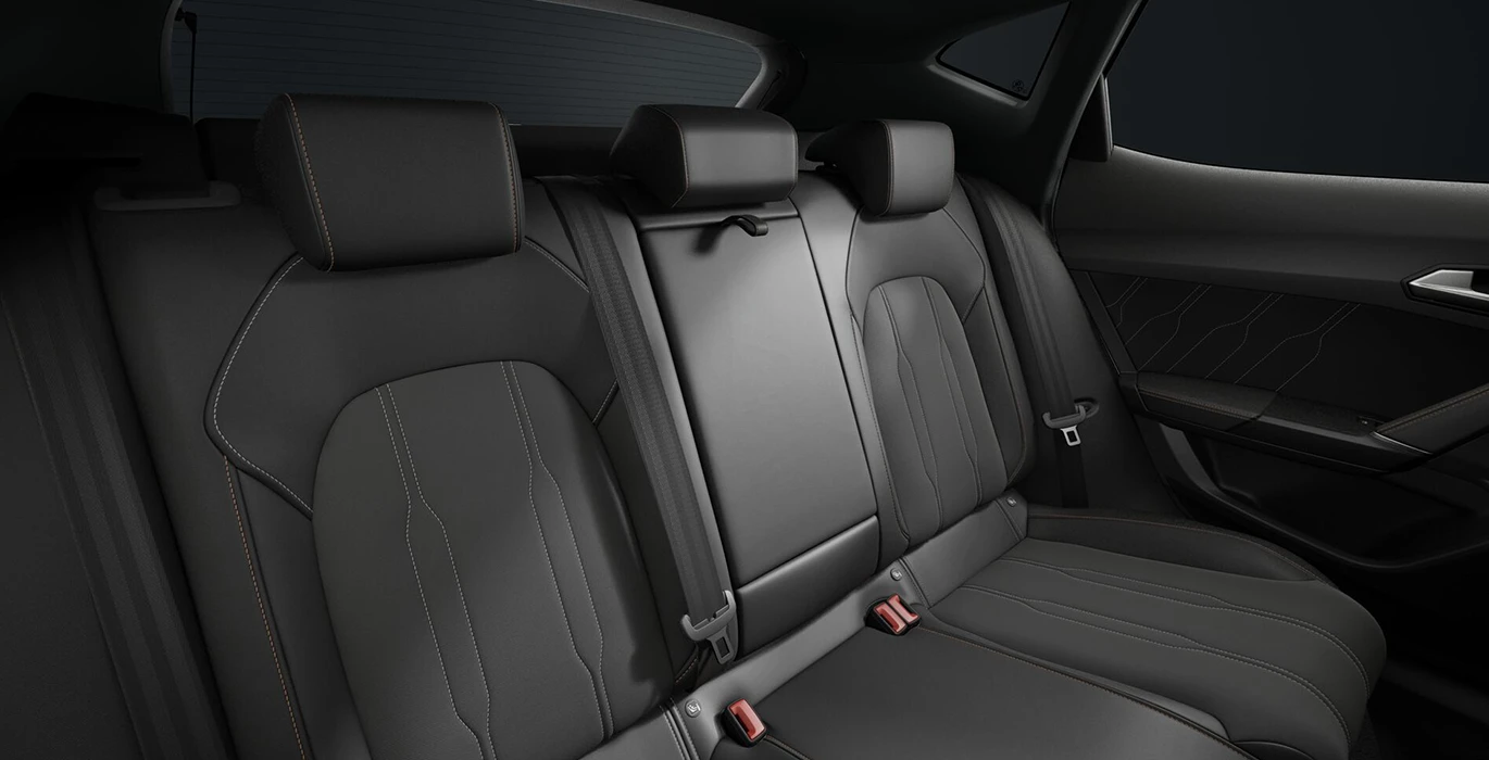 Cupra Formentor 1.5 ETSI 110kW 150CV DSG interior trasera | Avanti Renting