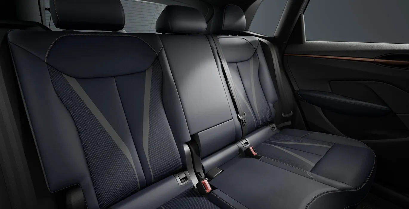 Cupra Terramar 1.5 ETSI 110kw 150CV DSG interior trasera | Avanti Renting
