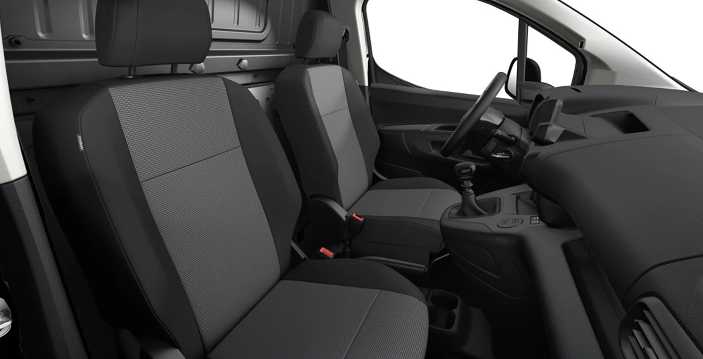 Citroen Berlingo Talla M BlueHDI 100cv II van interior trasera | Avanti Renting