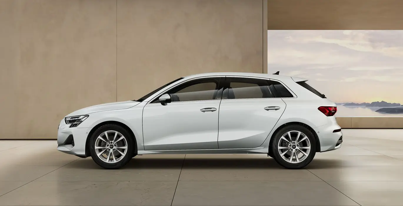 AUDI A3 Sportback Advanced TFSI S Tronic blanco lateral | Avanti Renting