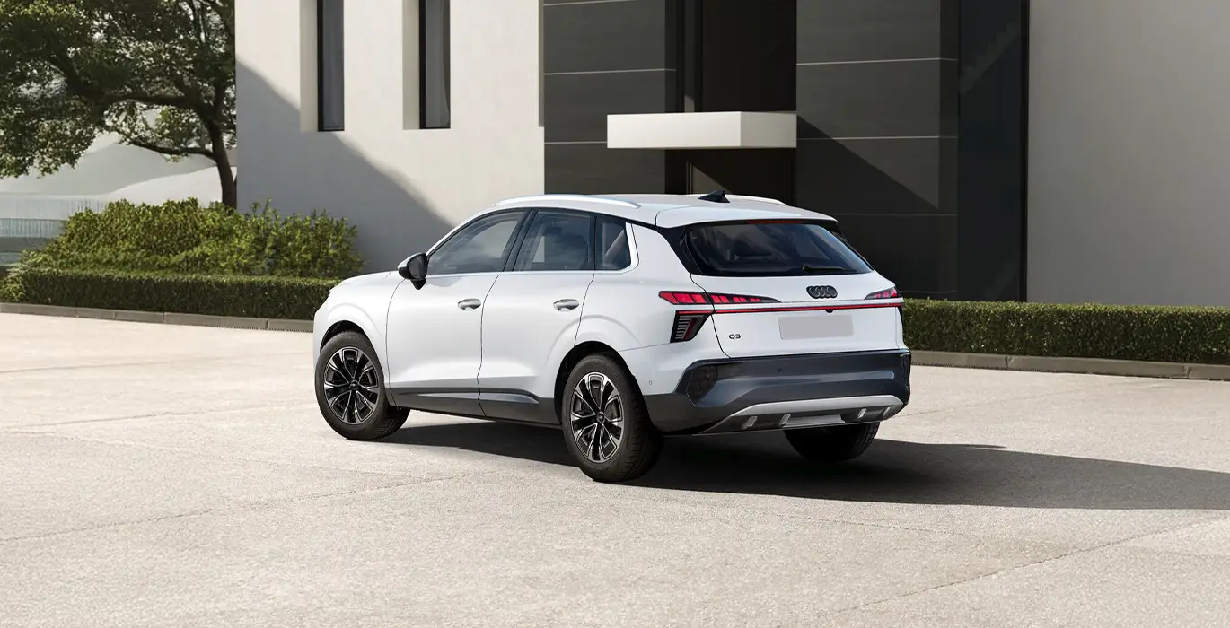 AUDI Q3 Advanced TDI 110 kW S Tronic trasera blanco | Avanti Renting