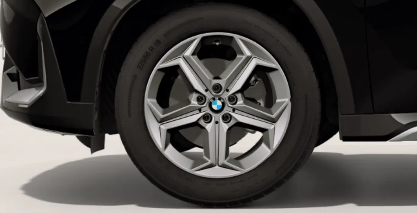 BMW X1 sDrive20d xLine 120kW 3 BMW X1 sDrive20d xLine 120kW llanta | Avanti Renting