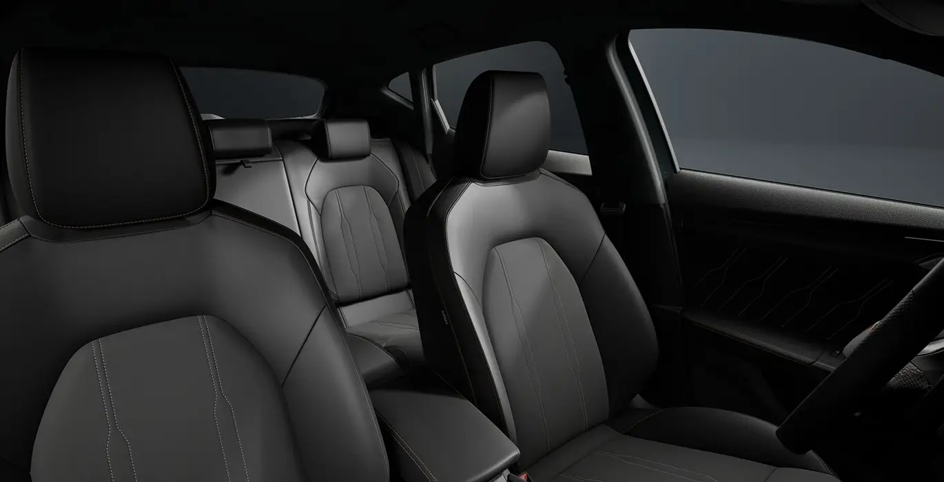 CUPRA Formentor 1.5 eTSI DSG 7 vel. interior delantera II | Avanti Renting
