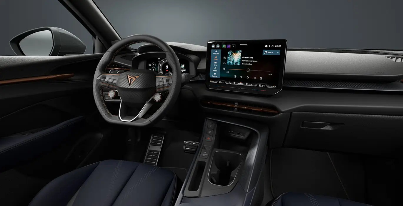 CUPRA Terramar 1.5 eTSI DSG interior delantera | Avanti Renting