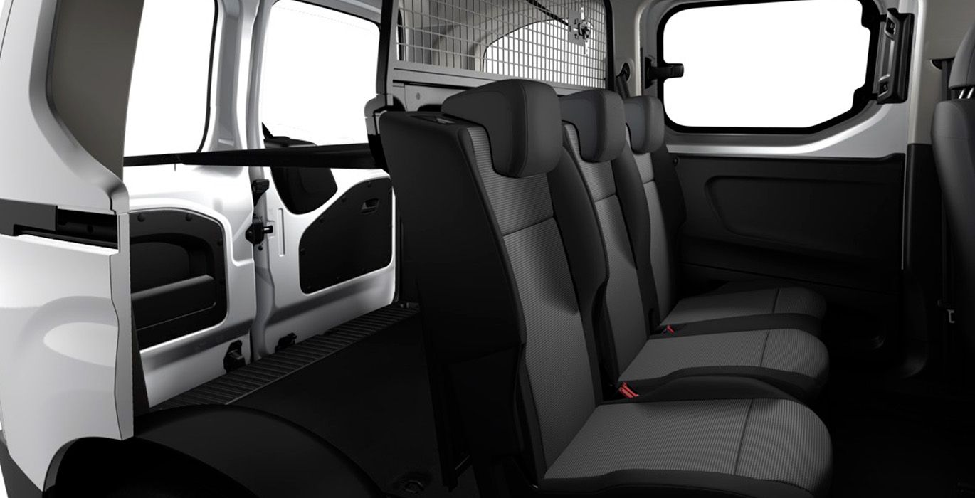 Citroen Berlingo Talla M BlueHDi 100 SS YOU interior perfil | Avanti Renting