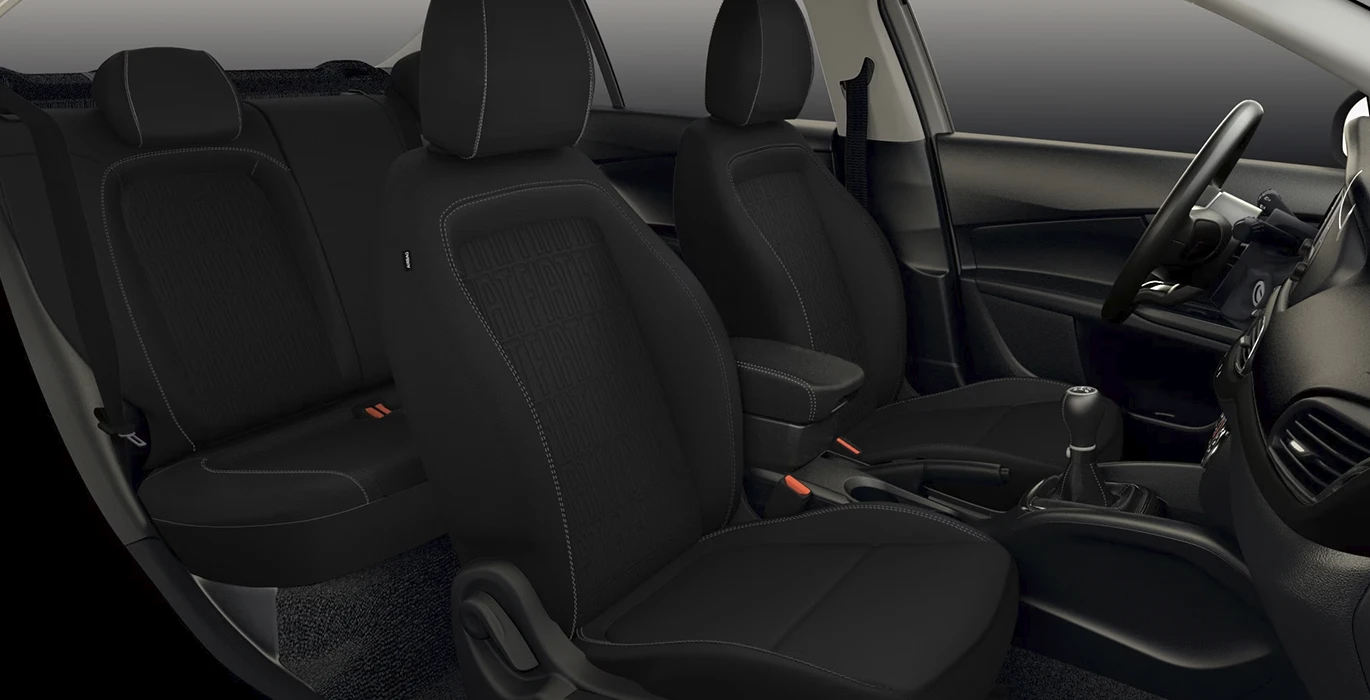 Fiat Tipo Sedán 1.6 Diésel 96kW (130CV) 4 Fiat Tipo Sedan 1.6 Diesel 96kW 130CV interior trasera | Avanti Renting