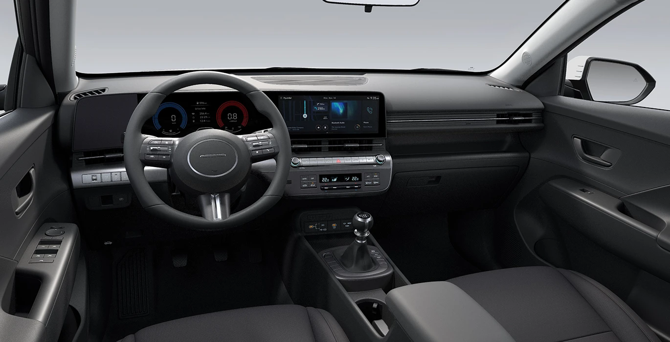 Hyundai Kona 1.0T 100CV Maxx CW interior delantera | Avanti Renting