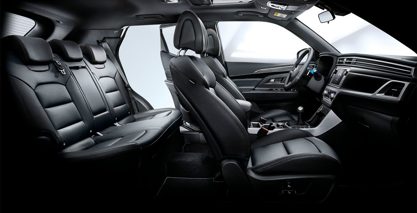 KGM Korando G15 GLP Urban Plus 4x2 interior | Avanti Renting