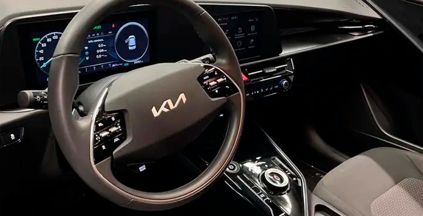 KIA Niro 1.6 GDi PHEV 135kW 183CV Concept interior delantera | Avanti Renting