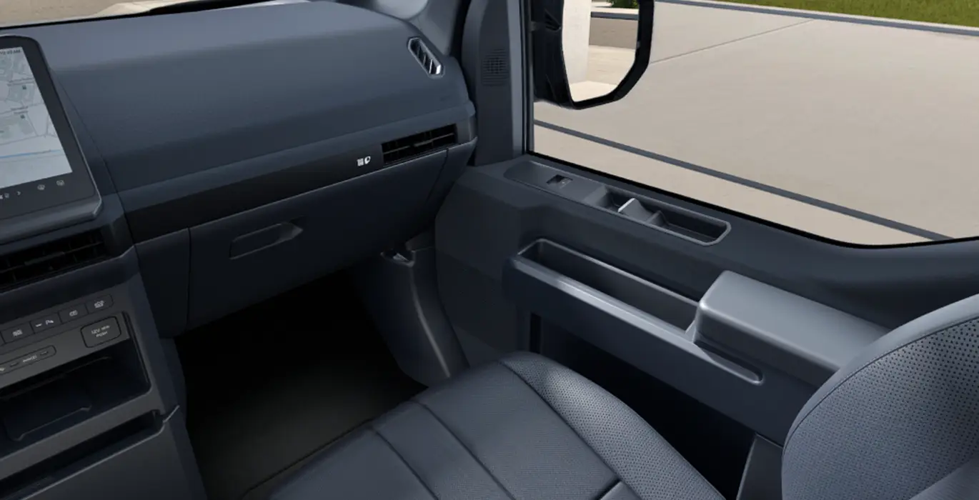 KIA PV5 Passenger L2H1 Long Range Plus interior delantera II | Avanti Renting