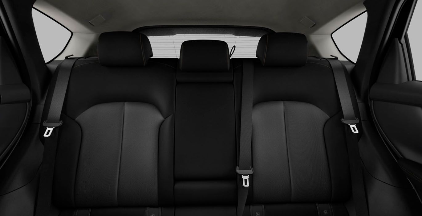 MAZDA CX-60 e-Skyactiv PHEV AWD Exclusive-Line 5 MAZDA CX 60 e Skyactiv PHEV AWD Exclusive Line interior trasera | Avanti Renting