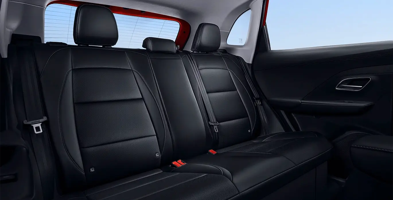 MG ZS Hybrid+ Business 4 MG ZS HYBRID Luxury interior trasera | Avanti Renting