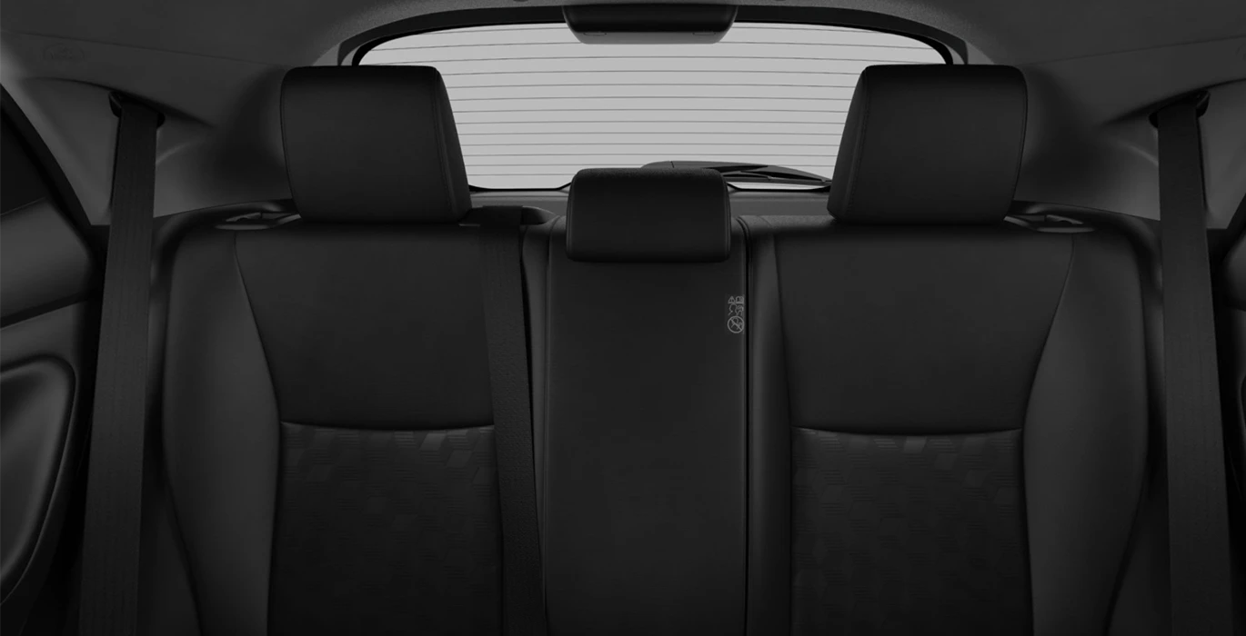 Mazda 2 Hybrid 1.5 116CV CVT AT Centre Line interior trasera | Avanti Renting