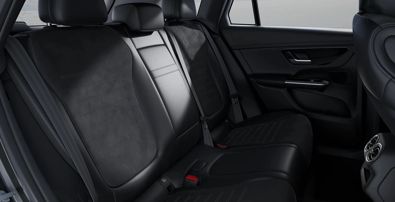 Mercedes-Benz GLC 220 d 4MATIC 5 Mercedes Benz GLC 200 4MATIC interior trasera gris | Avanti Renting