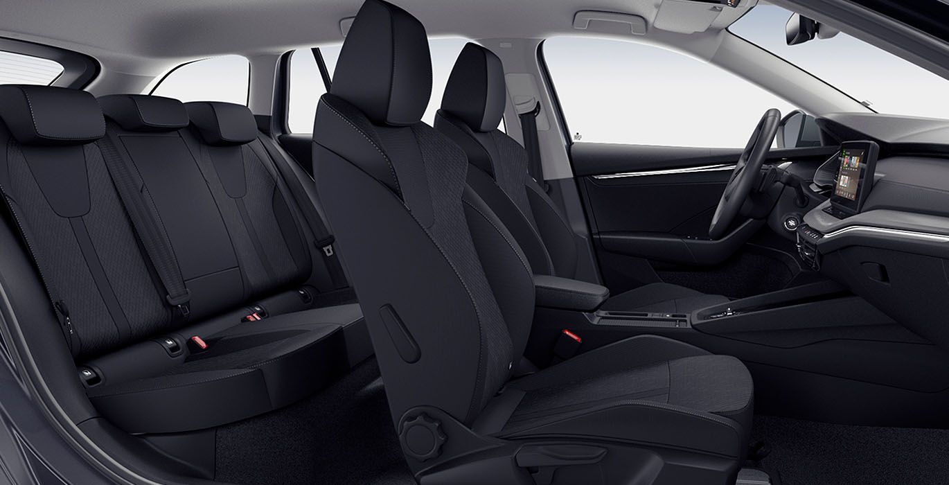 SKODA Octavia Combi interior perfil | Avanti Renting