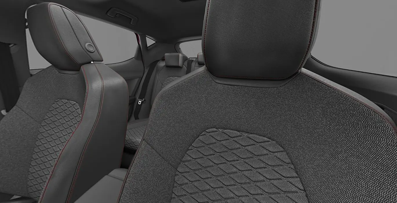 Seat Leon 1.5 TSI 150CV FR Special Edition interior trasera | Avanti Renting
