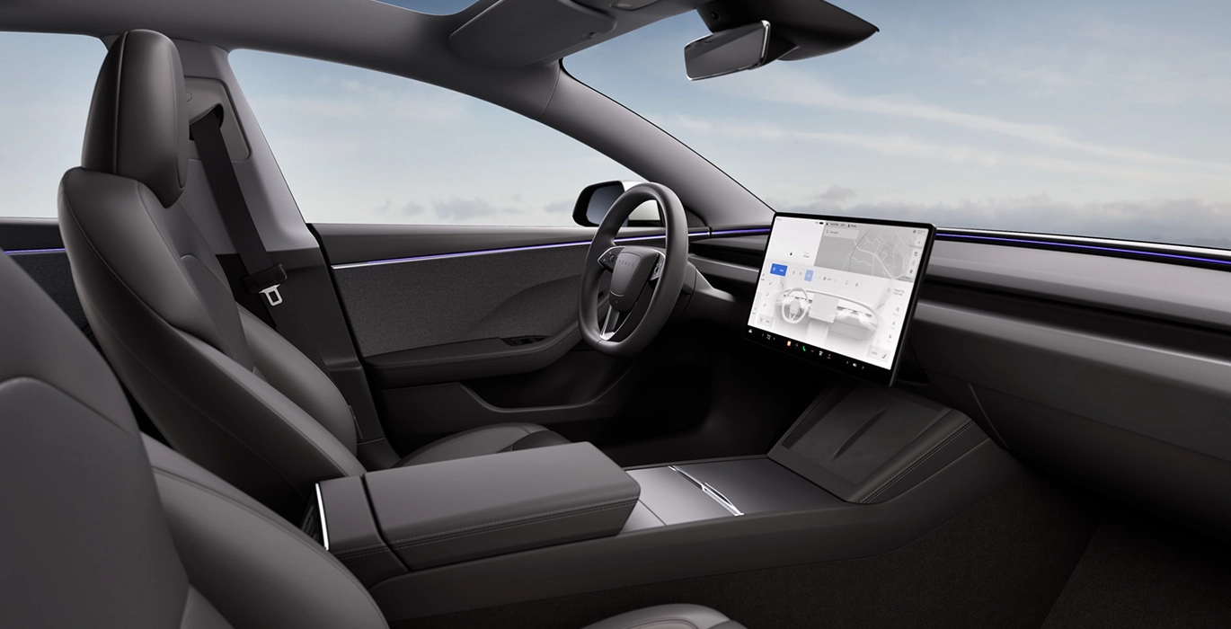 Tesla Model 3 RWD interior delantera | Avanti Renting