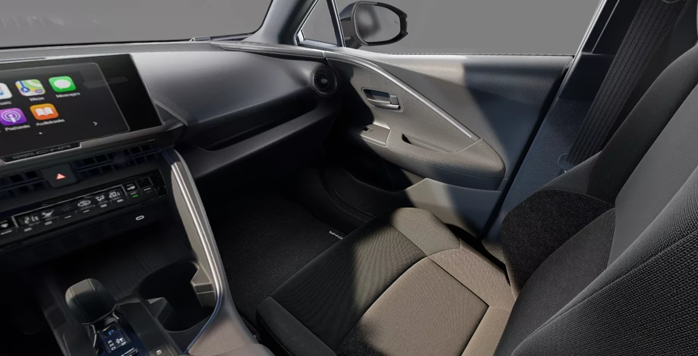 Toyota C HR Business Hybrid 140 CW interior delantera II | Avanti Renting