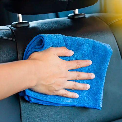 Limpiar la tapicería del coche: Guía práctica 9 limpiar tapiceria coche 2 | Avanti Renting