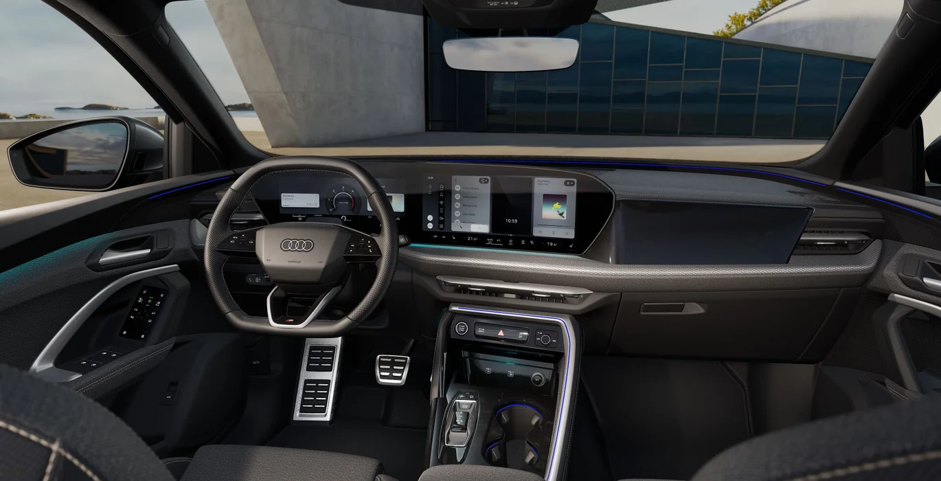 AUDI Q5 SUV S line Edition TDI Quattro S Tronic interior delantera | Avanti Renting