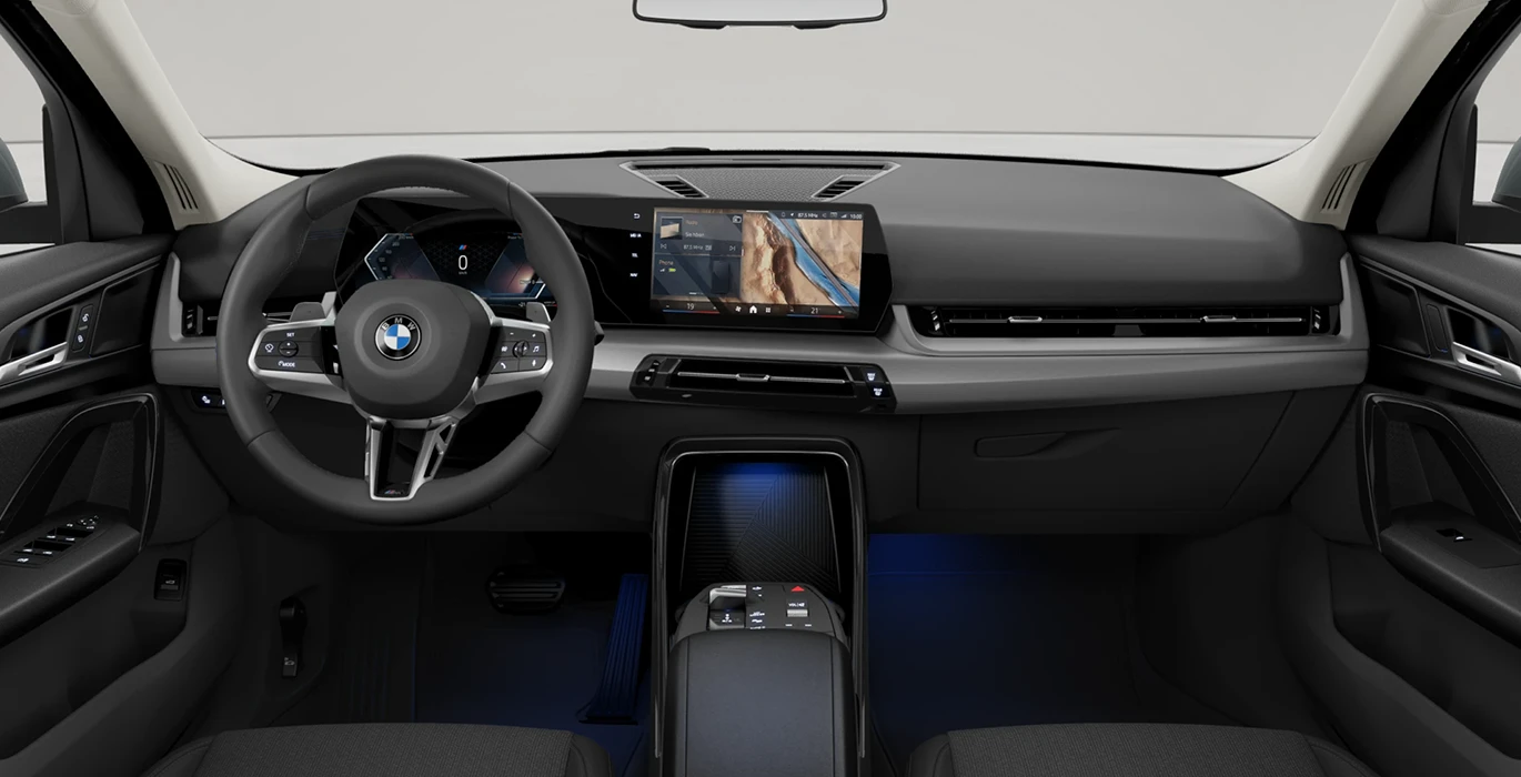 BMW X2 sDrive 20iA 170CV interior delantera | Avanti Renting
